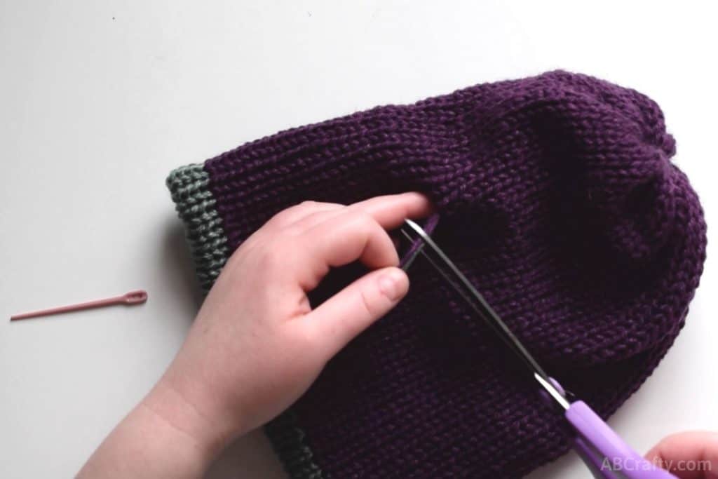 Sentro Knitting Machine Reversible Hat - Easy Instructions, AB Crafty