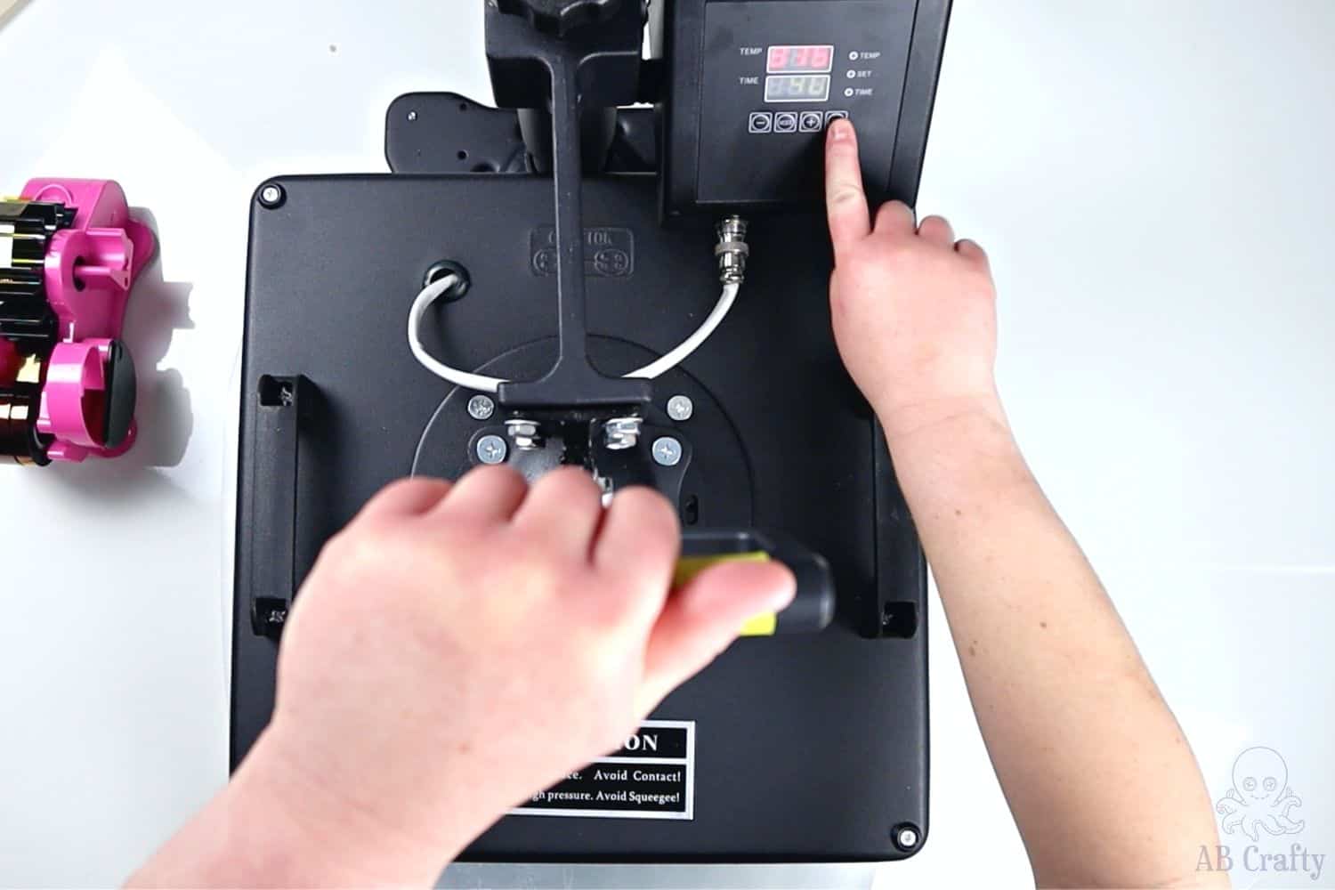 VEVOR Heat Press Full Review: Use Guide and Alternatives – HTVRONT